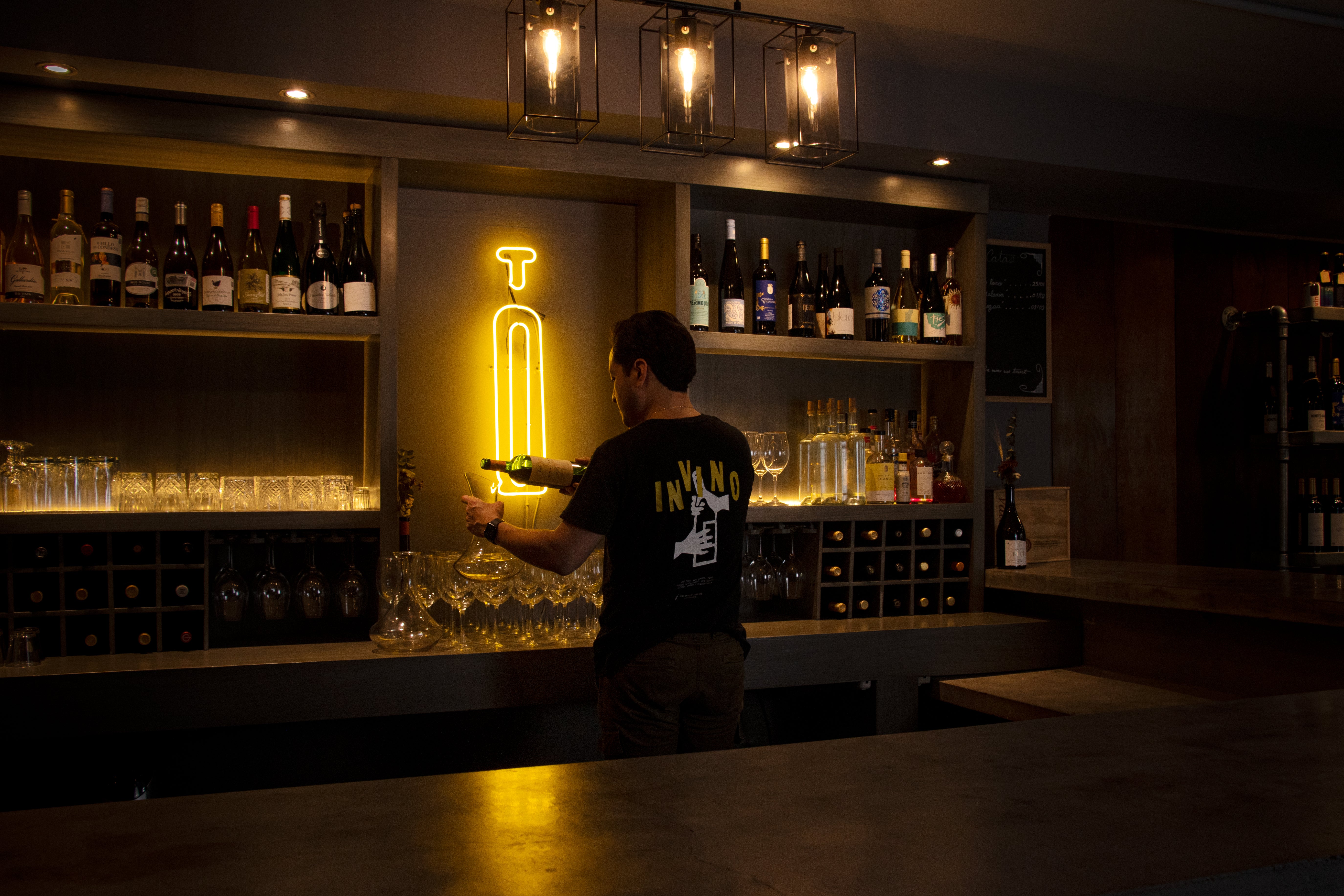 WineBar Bartender